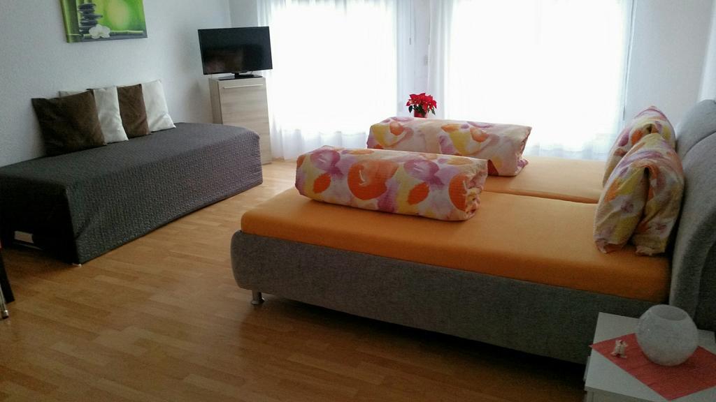 Ferienzimmer Arth Am See Room photo